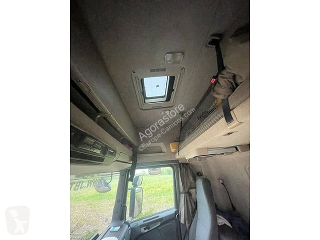 Pótkocsis szerelvény Scania R440 avec porte...