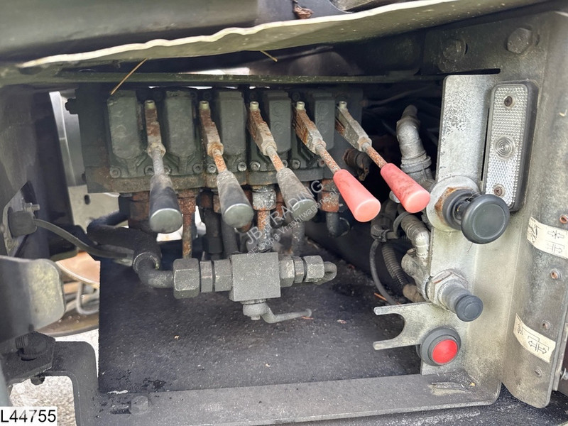 Tractora semi Lohr Middenas Renault D wide,...