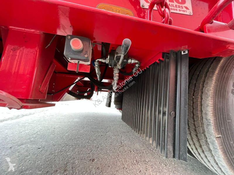 Trækker med sættevogn  MAC-TLL3-33 Low Loader