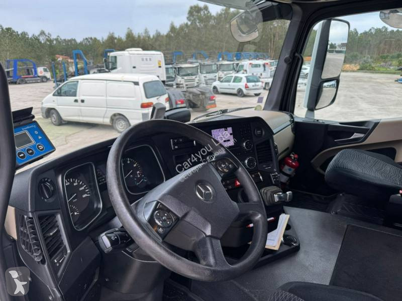 Ensemble routier Mercedes
