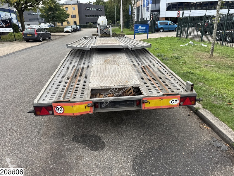 Vrachtwagencombinatie  middenas 2006, trailer +...