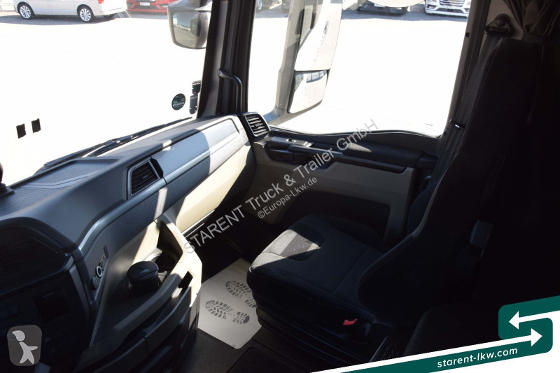 شاحنة مفصلية MAN 18.520 Low Deck Retarder...