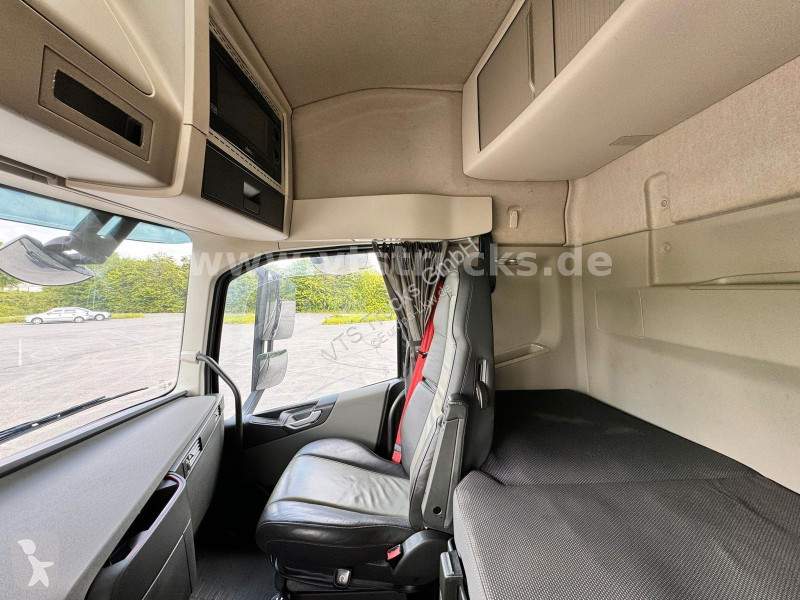 جرار Volvo FH 540 6x4 + Fassi F710RA.2.28 XHE...