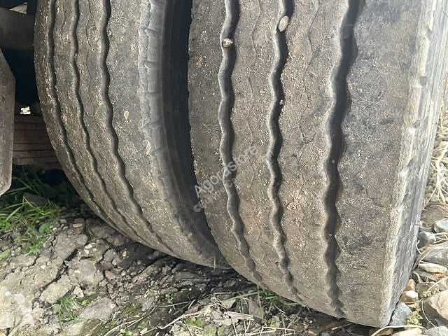 Pótkocsis szerelvény Scania R440 avec porte...