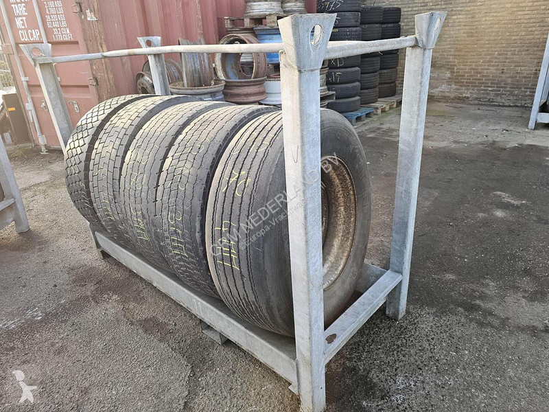 قطع غيار الآليات الثقيلة Goodyear 315/70R22.5