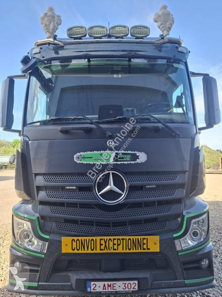 Autoarticolato Mercedes