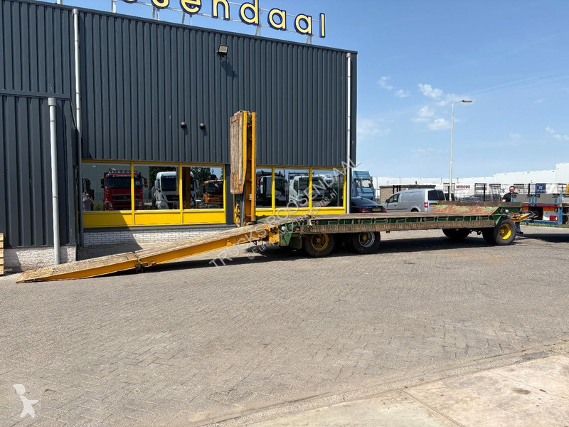 شاحنة مفصلية  ASD-28 + HYDRAULIC RAMPS + MOT...