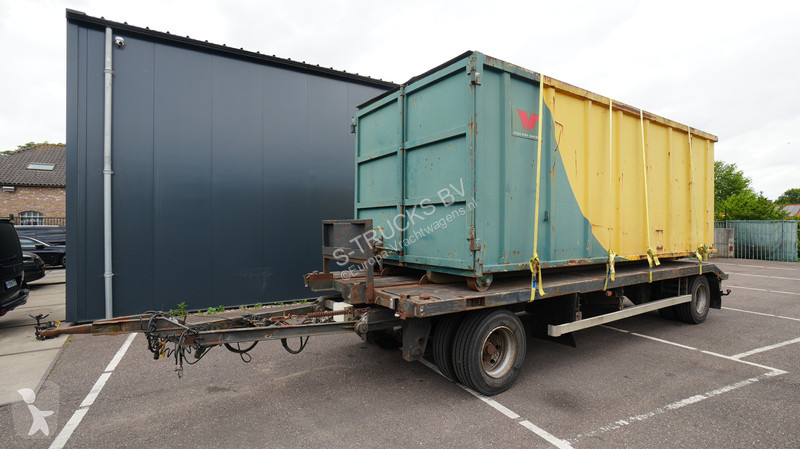 Ledat fordon Burg 2 axle semi low loader