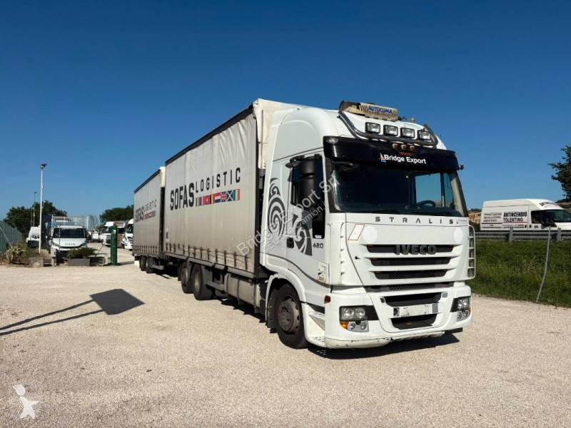 Iveco  semi-trailer truck