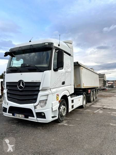 Ensemble routier Mercedes