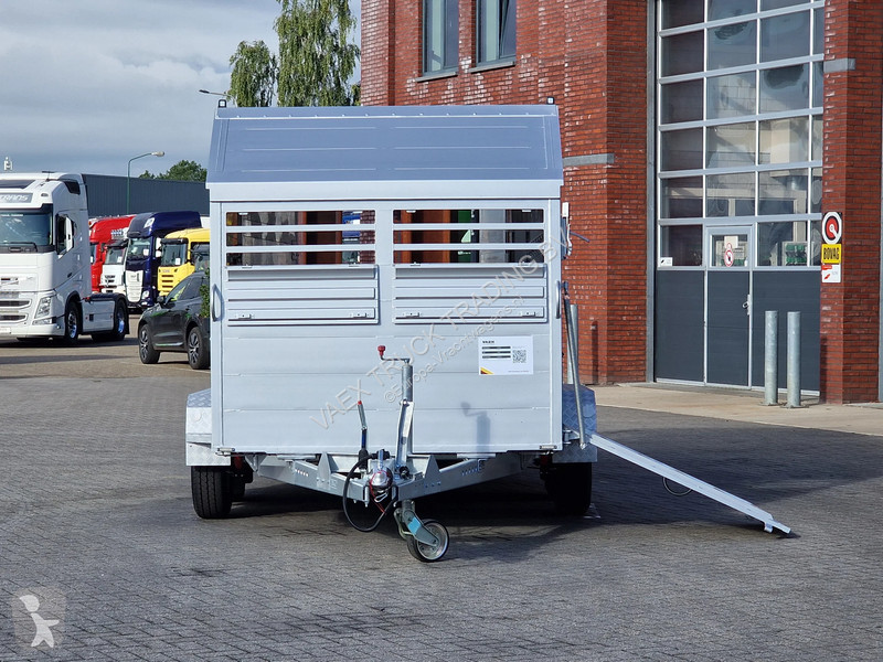 Tractora semi  VAT 3.5T Livestock trailer -...