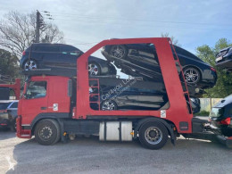 شاحنة مفصلية حاملة سيارات Volvo