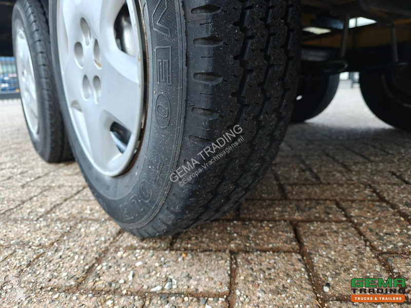 شاحنة مفصلية  R2028 Oprij Aanhanger Car...