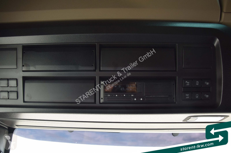 شاحنة مفصلية MAN 18.520 Low Deck Retarder...