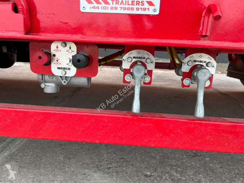 Trækker med sættevogn  MAC-TLL3-33 Low Loader
