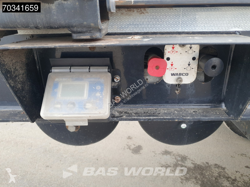 HT A 20 QSTE690 semi-trailer truck