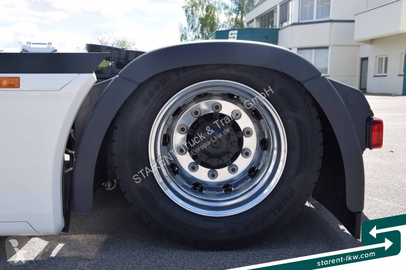 شاحنة مفصلية MAN 18.520 Low Deck D30 Retarder...