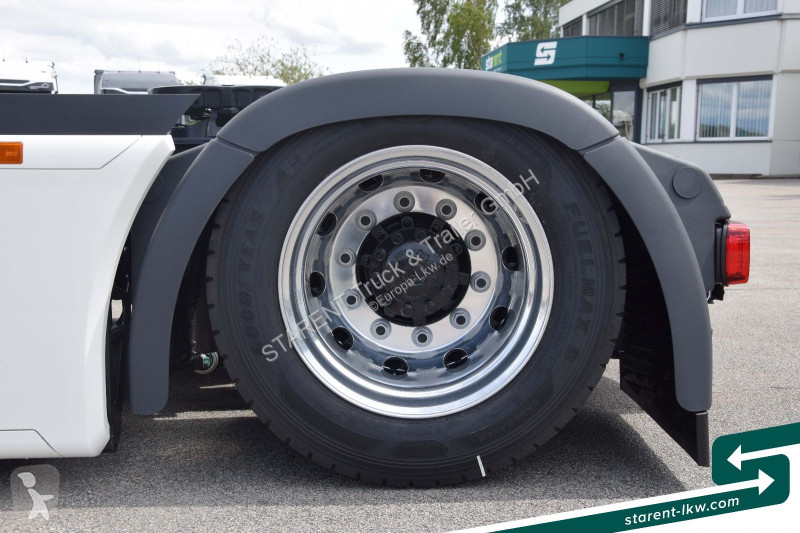 شاحنة مفصلية MAN 18.520 Low Deck Retarder...