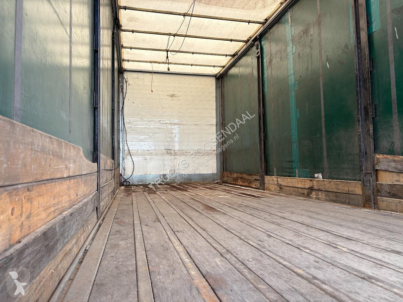 CT28MH + 3 X AXLE + DHOLLANDIA LOADLIFT...