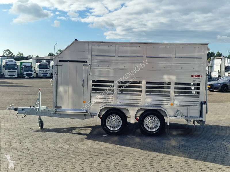 Tractora semi  VAT 3.5T Livestock trailer -...