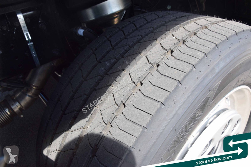 شاحنة مفصلية MAN 18.520 Low Deck D30 Retarder...