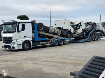 Ensemble routier porte voitures Mercedes