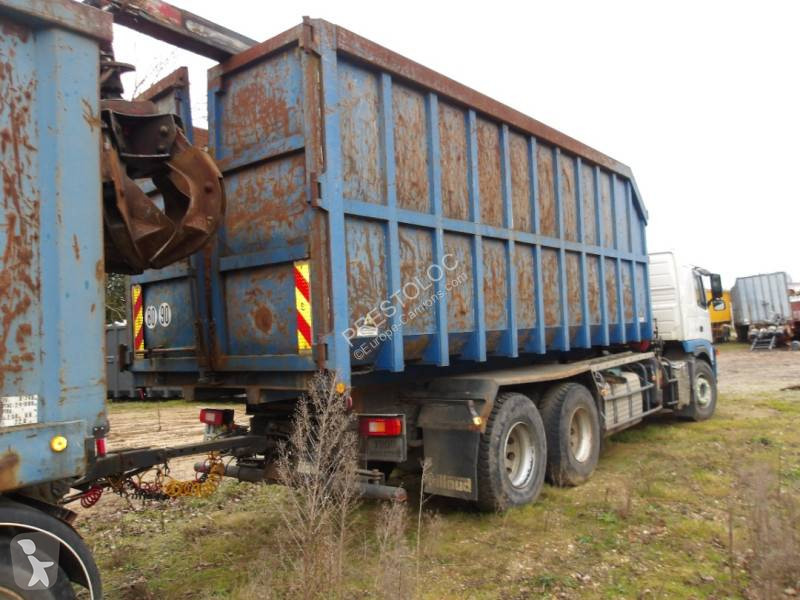 Kamion s návěsem Volvo 480