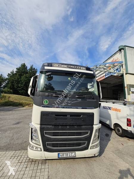 Pótkocsis szerelvény Volvo 460 Globetrotter