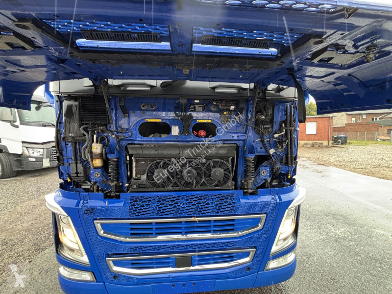 Tractora semi Volvo 540 XL...