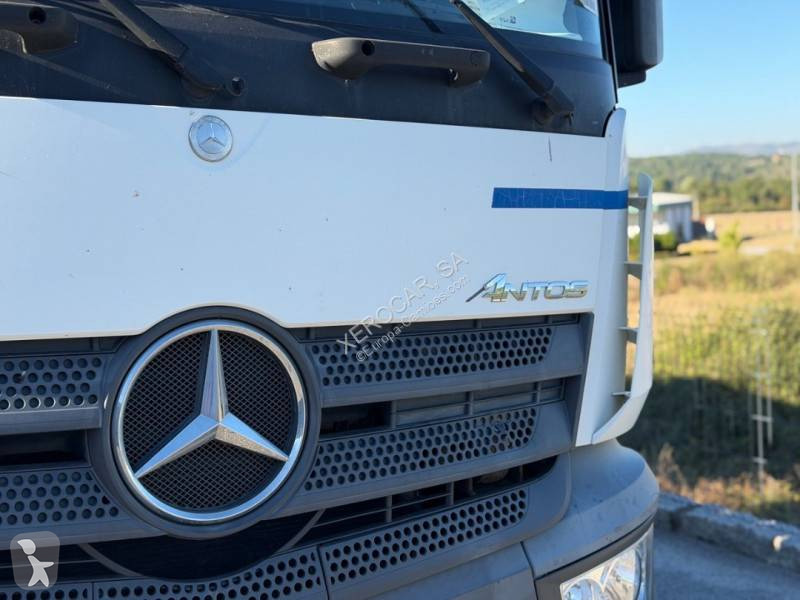 Camión remolque Mercedes 2543