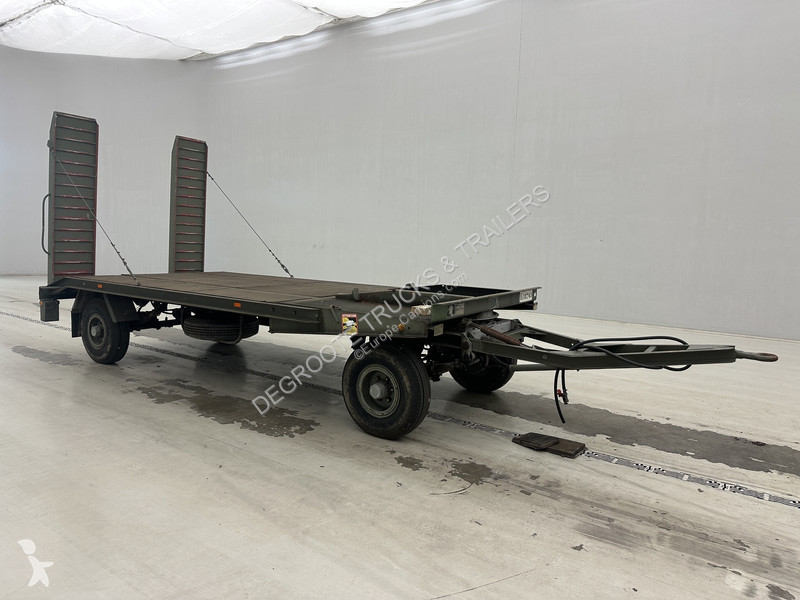 MOL AR2 semi-trailer truck
