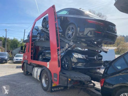 شاحنة مفصلية حاملة سيارات Volvo