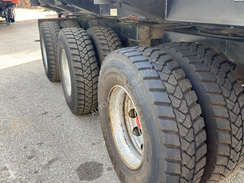 Trækker med sættevogn Scania 660
