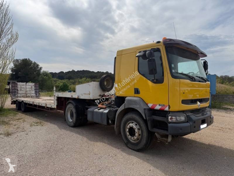 شاحنة مفصلية Renault