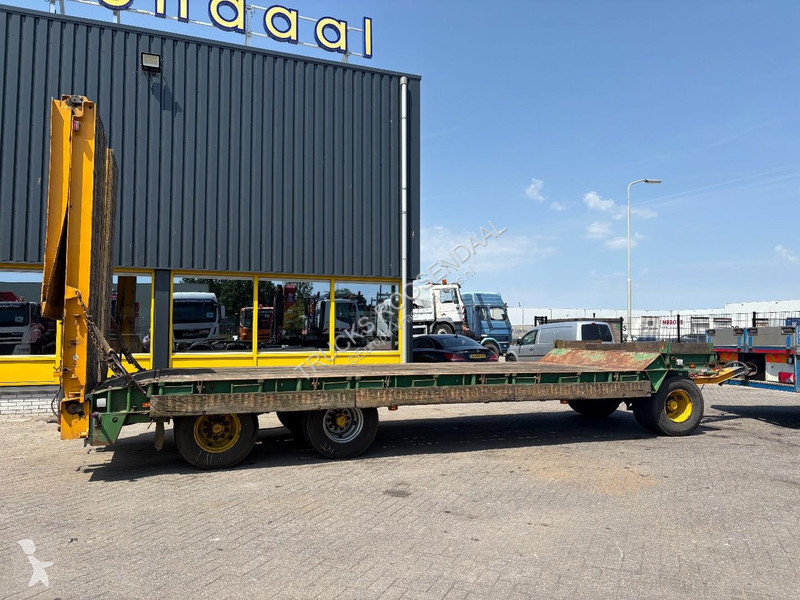 شاحنة مفصلية  ASD-28 + HYDRAULIC RAMPS + MOT...