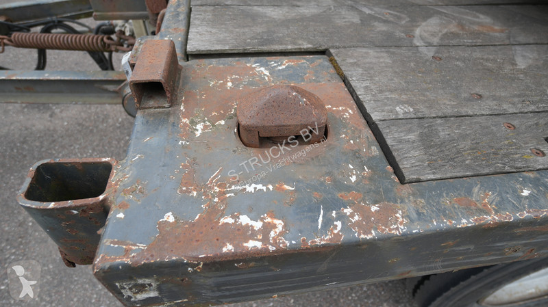 Ledat fordon Burg 2 axle semi low loader