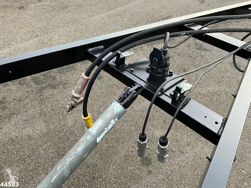 Ensemble routier  2-assige containeraanhangwagen