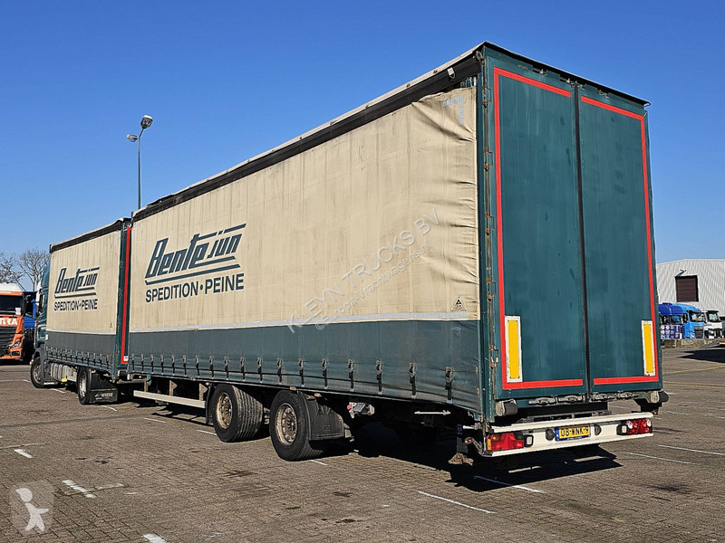 Vrachtwagencombinatie  TA 18 CS-J