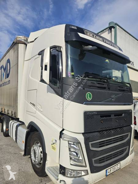 Pótkocsis szerelvény Volvo 460 Globetrotter