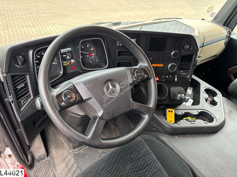 Pótkocsis szerelvény Mercedes Eurolohr Mercedes...