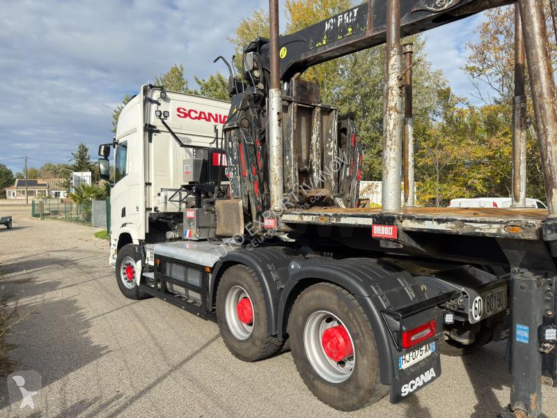Trækker med sættevogn Scania 660