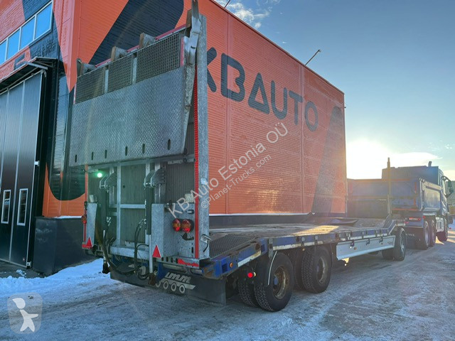 Trækker med sættevogn  DTS 300 / SL-28M...
