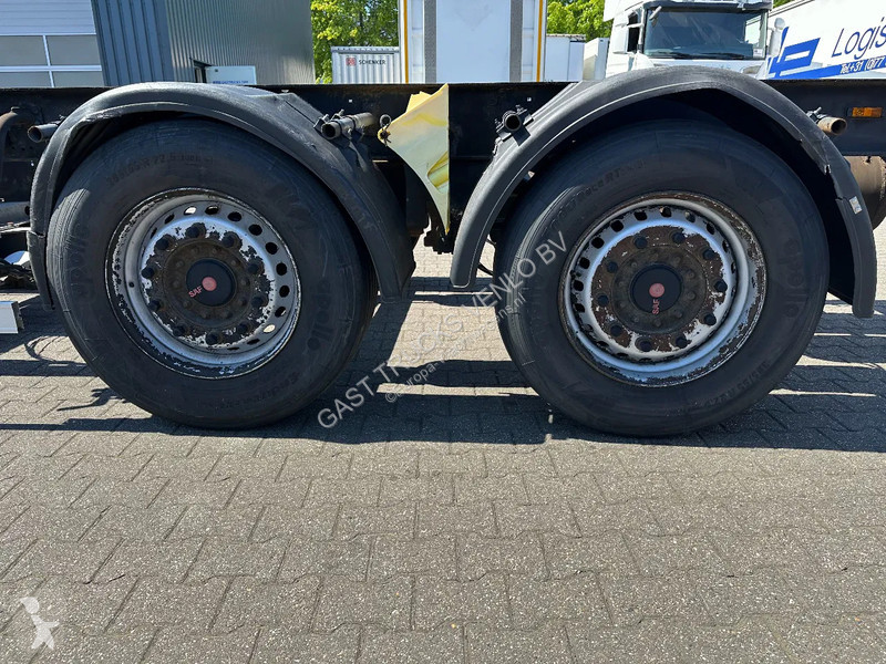 Vrachtwagencombinatie  Wipkar BDF / SAF-Intradisc
