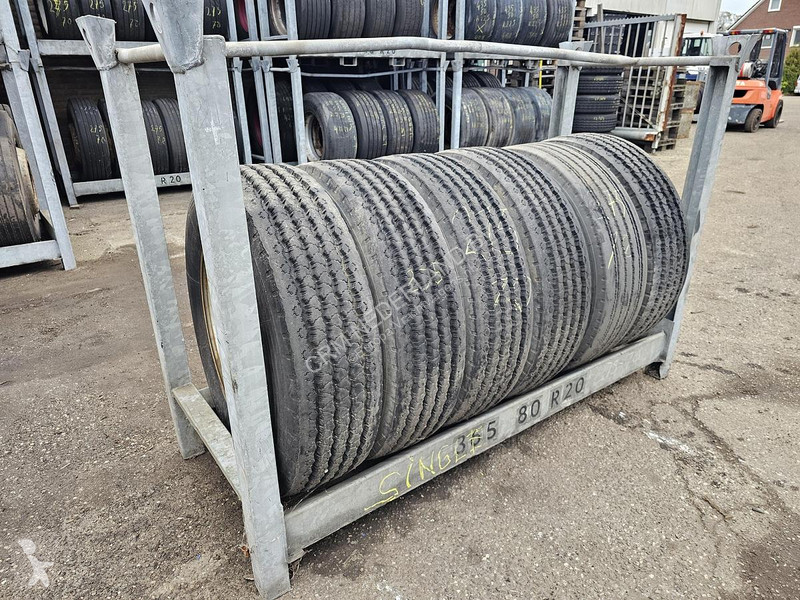 قطع غيار الآليات الثقيلة Michelin 275/70 R 22.5...