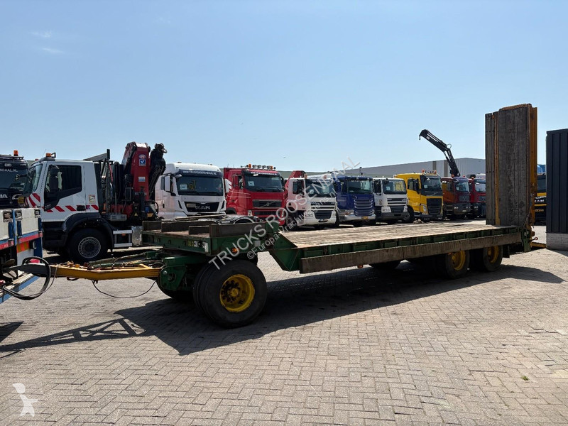شاحنة مفصلية  ASD-28 + HYDRAULIC RAMPS + MOT...