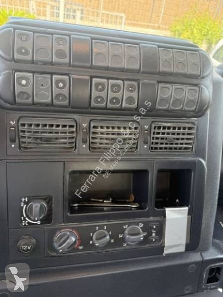 Autoarticolato Iveco