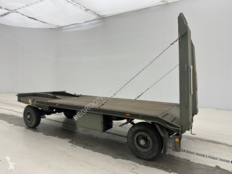 MOL AR2 semi-trailer truck