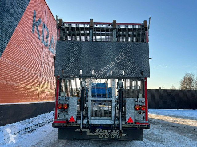 Trækker med sættevogn  DTS 300 / SL-28M...