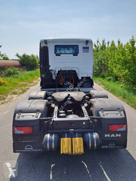 Conjunto rodoviário MAN