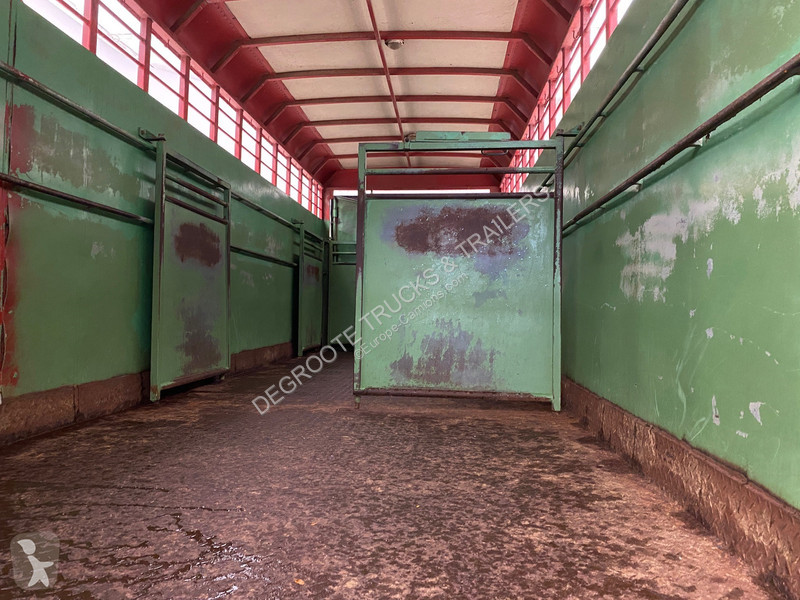 Reboque Robuste Kaiser Livestock trailer